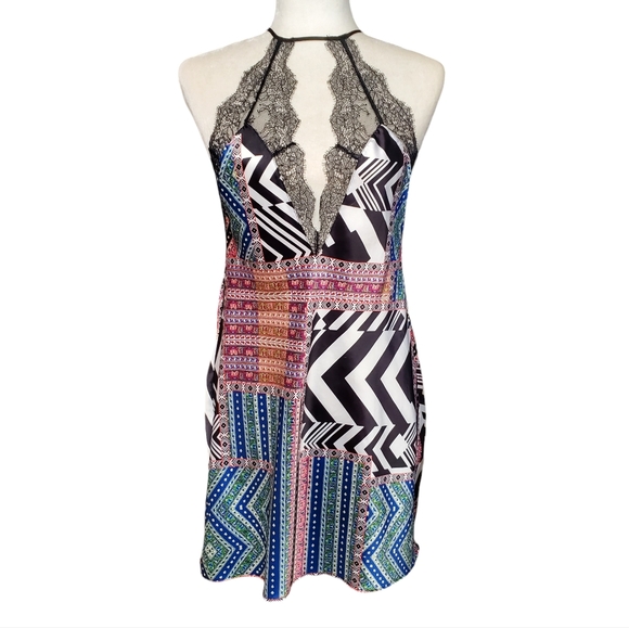 Victoria's Secret Babydoll Womens Size Small Multi Geo Pattern Adjustable Straps - Picture 1 of 11